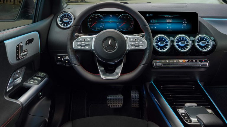 MBUX (Mercedes-Benz User Experience)