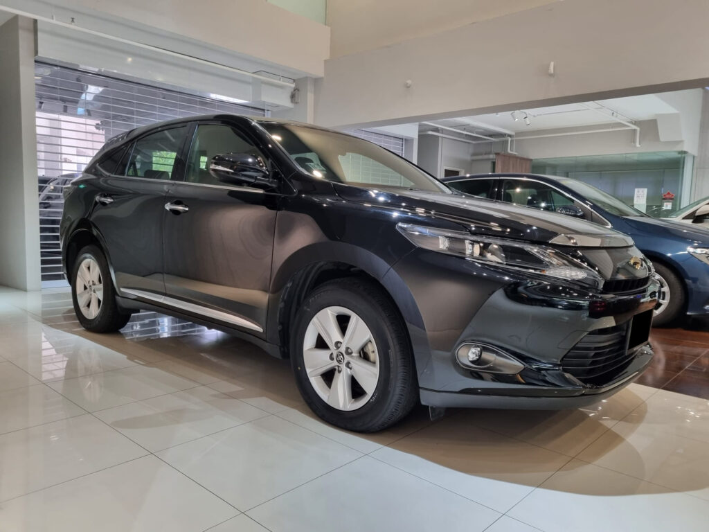 Used Toyota Harrier 2.0A Elegance