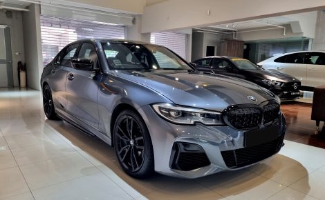 bmw-m340i-x-drive-exterior-side-front